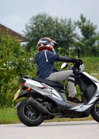 Knallertkørekort Hjørring 25-26 (KØ) - Klik for at tilmelde dig